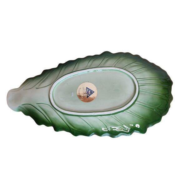 Summit Collection Pottery Lettuce Serving Dish New - Picture 2 of 3